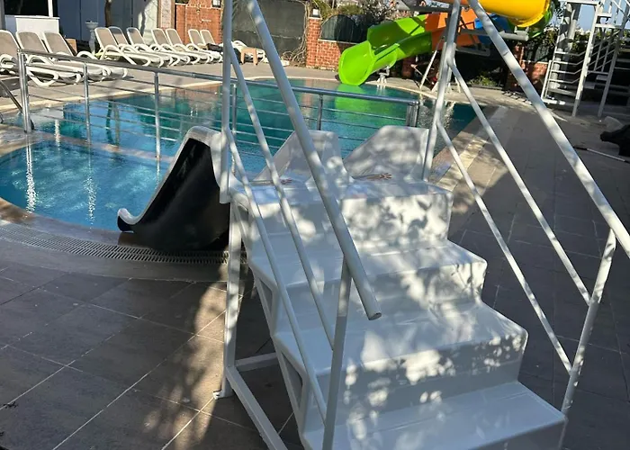 Prenses Sealine Beach Hotel